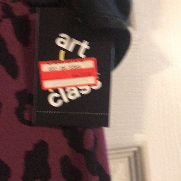 Shirt and pants - Picture 3 of 4